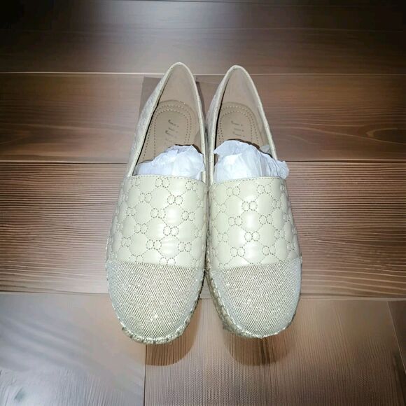 Jijixi Espadrille Cream Quilted Cap Toe slip on flats 245 US 8 Summer Beach - Picture 3 of 6